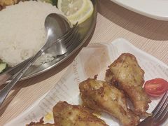 -佰搭果·广式茶餐厅(西华路店)