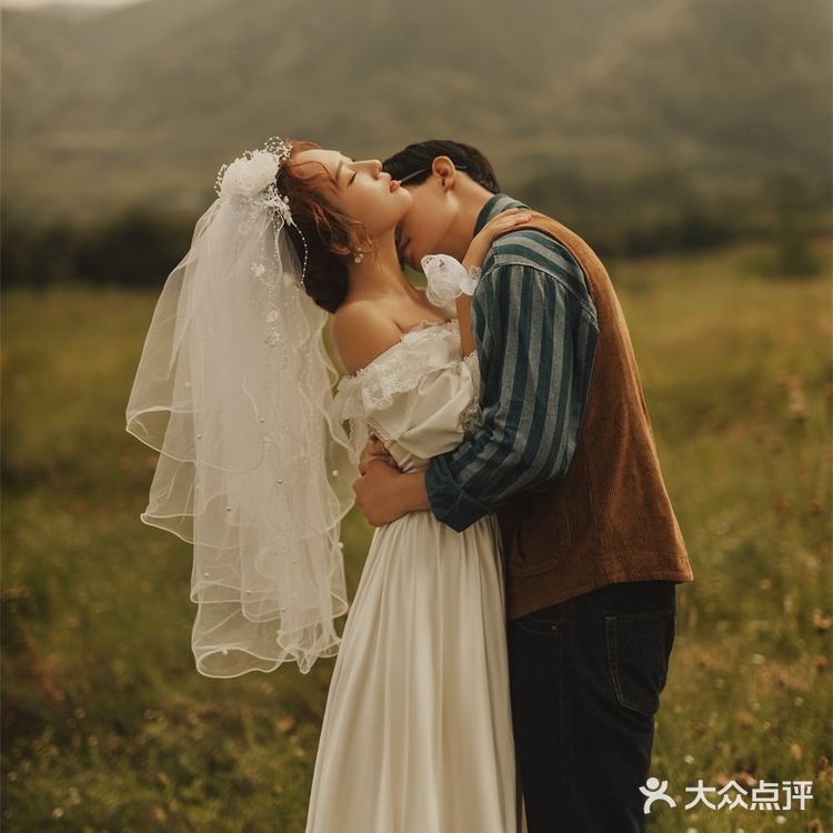 被父母夸爆的复古民国风婚纱照