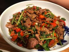 小炒黄牛肉-湘里乡亲甲王二老店