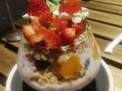 招牌优格杯-BE BRIGHT KITCHEN(正佳广场店)
