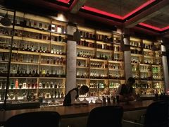 -饮湖威士忌鸡尾酒吧