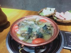 招牌腊排骨加土鸡-阿婆情腊排骨火锅(饮玉巷店)