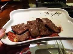 -肉魁屋·烧肉·烧鸟·酒场(高新店)