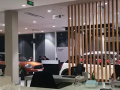 -南充通源宝马4S店(高坪店)