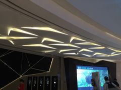 -英皇UA电影城(虹桥天地店)