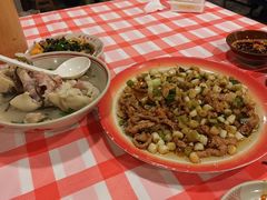 -老方桌烂蹄花川菜馆(九龙坡店)