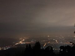 -鬼笑石后山停车场