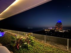 -海棠湾仁恒皇冠度假酒店-270°海景餐厅