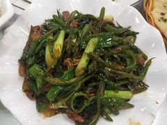 -渝君重庆火锅(嘉宾路店)