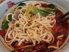 -呼啦面馆·头牌豌杂面(爱琴海店)