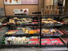 面包甜点陈列柜-星巴克臻选(东莞长安万科广场店)