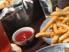 糯糯的脆薯条-杨梅市场·打工人小酒馆(新天地店)
