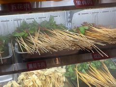 -钢管厂五区小郡肝串串香(滨江店)