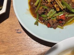 -聚鑫朋酸菜肥肠(文艺路口店)