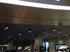 -小鹏汽车体验中心(苏州龙湖狮山天街店)