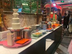 自助取餐区-四海一家自助餐(益田假日广场店)