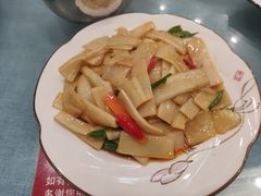 漓江凤尾竹笋-大师傅金奖啤酒鱼(西街口总店)