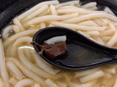 -丽虹云南过桥米线(兴工街店)