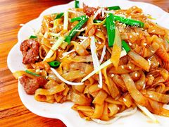 干炒牛河-南记食粥坊·宵夜大排档(岭南分店)