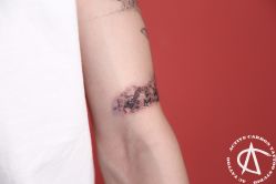 -AC TATTOO 纹身