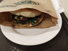 -西部马华清真兰州牛肉面·烧烤夜市(关东店)