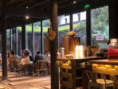 大堂-Metal hands·铁手咖啡