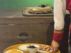 -一坐一忘云南菜(嘉里中心店)