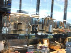 面包甜点陈列柜-希尔顿南海酒店·观廊大堂吧·海景下午茶