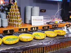 自助调料区-成都老码头火锅(旺角店)