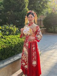 -莫小姐婚纱