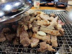 -肉甲韩国木炭烤肉(新壹街1店)