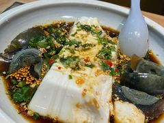 -锅老头海鲜铁锅炖