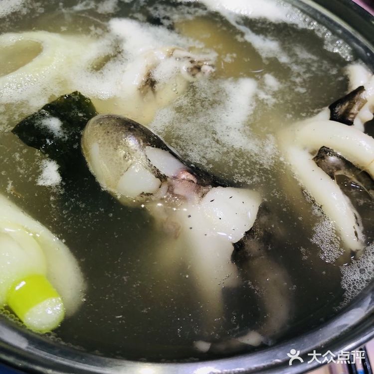 自助是肯定吃不回来的，以我的饭量就是去吃个新鲜