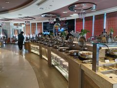 -荣誉国际酒店-云顶旋转餐厅