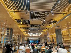 大堂-稻香酒家·34年老字号·港式粤菜(汉街店)