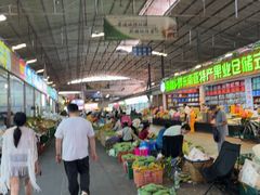 -曼阁市场水果批发市场
