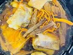 -云海肴·汽锅鸡·云南代表菜(天山百盛优客店)