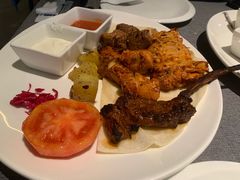 -Efes Turkish & Mediterranean Cuisine 艾菲斯餐厅(陆家嘴店)