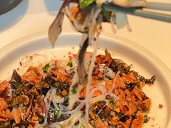 树皮菜拌鸡枞菌-胡麻(静安嘉里店)