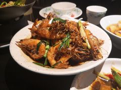 油爆基围虾-老头儿油爆虾·知味杭州(爱琴海购物中心)