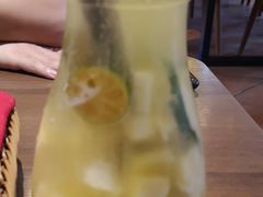 -拉亚汉堡经典餐厅(商城路店)
