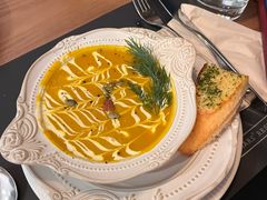 -Mark&Mars Restaurant