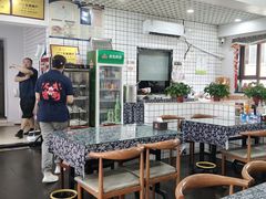 -八两八金·莱芜特色炒鸡(市南漳浦路店)