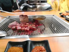 -肉甲韩国木炭烤肉(新壹街1店)