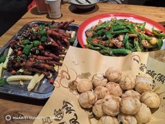 -泥糊破店小酒馆·团建聚餐(南京西路店)