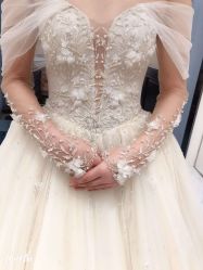 -GRACE KELLY婚纱与礼服(北京店)