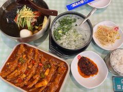 -服务大楼冷面(延大店)