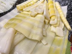 -哥老官重庆美蛙鱼头(松江地中海十八哥店)