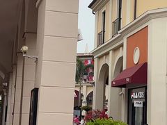 -佛罗伦萨小镇广佛名品奥特莱斯(疏港路店)