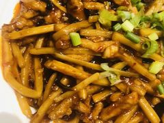 -峨嵋小镇·川菜(勒泰中心店)